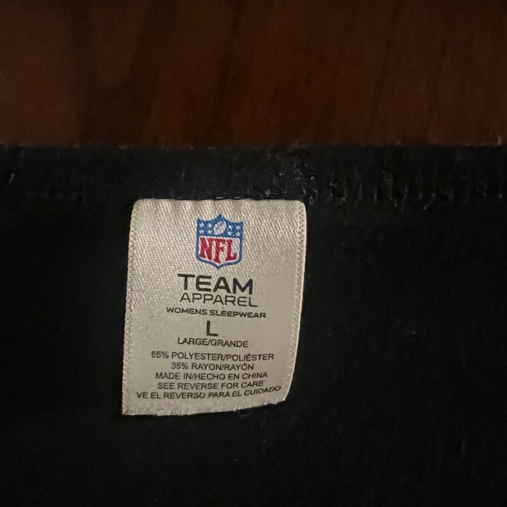 New Orleans Saints long sleeve t-shirt - Picture 2 of 2